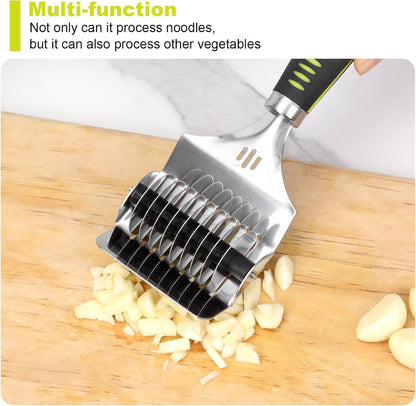 Pasta Cutter, Noodle Cutter with 9 Rolling Blades, Stainless Steel Manual Tool for 8 Even 6 mm Strips, Non-Slip Handle, for Homemade Pasta, Fettuccine and Dough