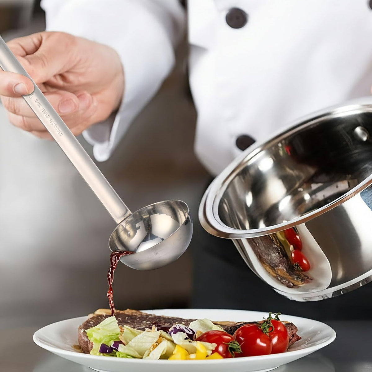 meekoo Stainless Steel Ladles Soup with Long Handle, 6oz