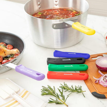Restaurantware Silicone Pan Handle Cover Set 1-Count Heat-Resistant Removable Pan Handle Grips, Ergonomic Non-Slip Green Handle Protectors for Fry Pans and Sauce Pans