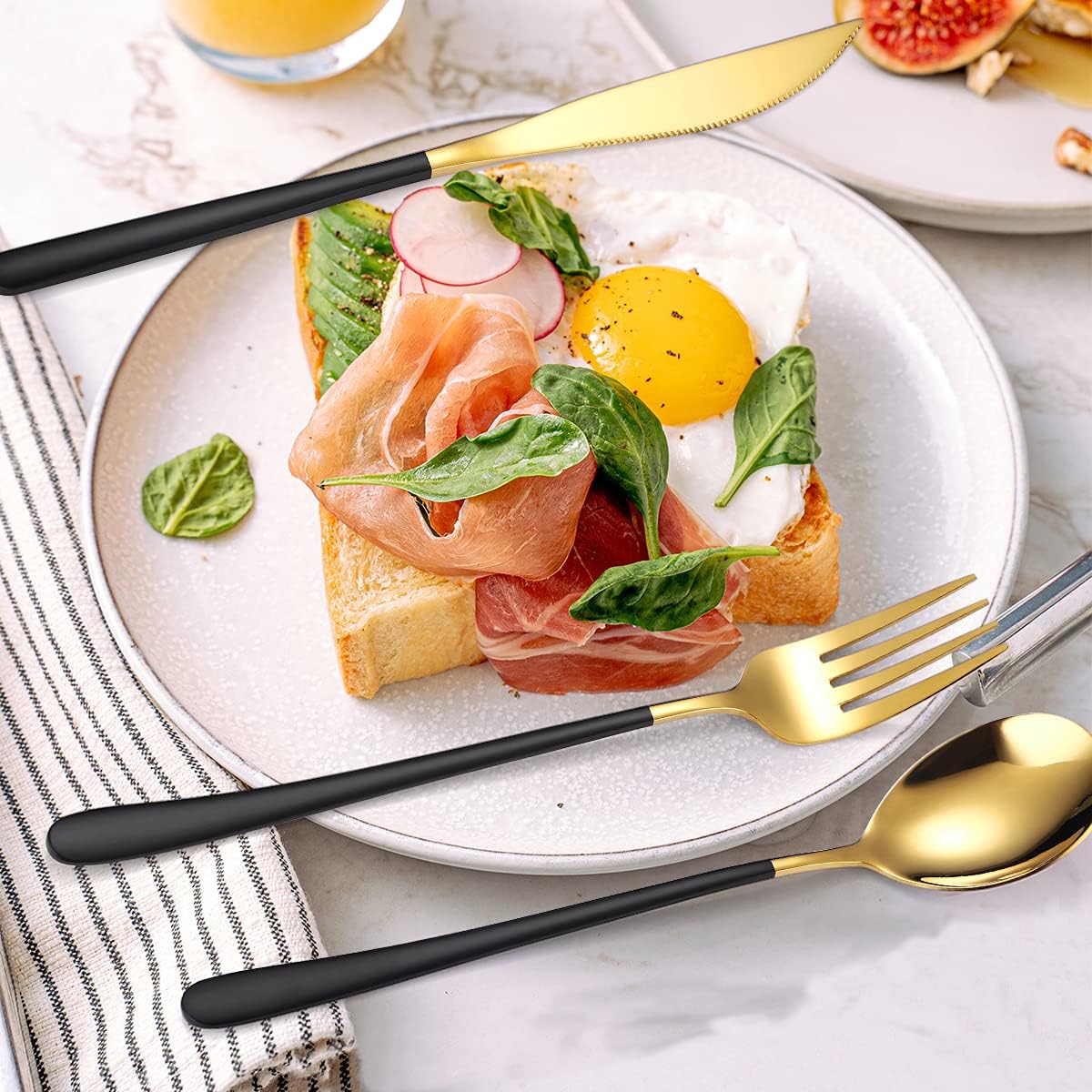 AARAINBOW 6 Pieces 18/8 Stainless Steel Flatware Set Portable Reusable Cutlery Set Travel Utensils Set Including Chopsticks Knife Fork Spoon Straws Cleaning Brush Dishwasher Safe (Green golden)