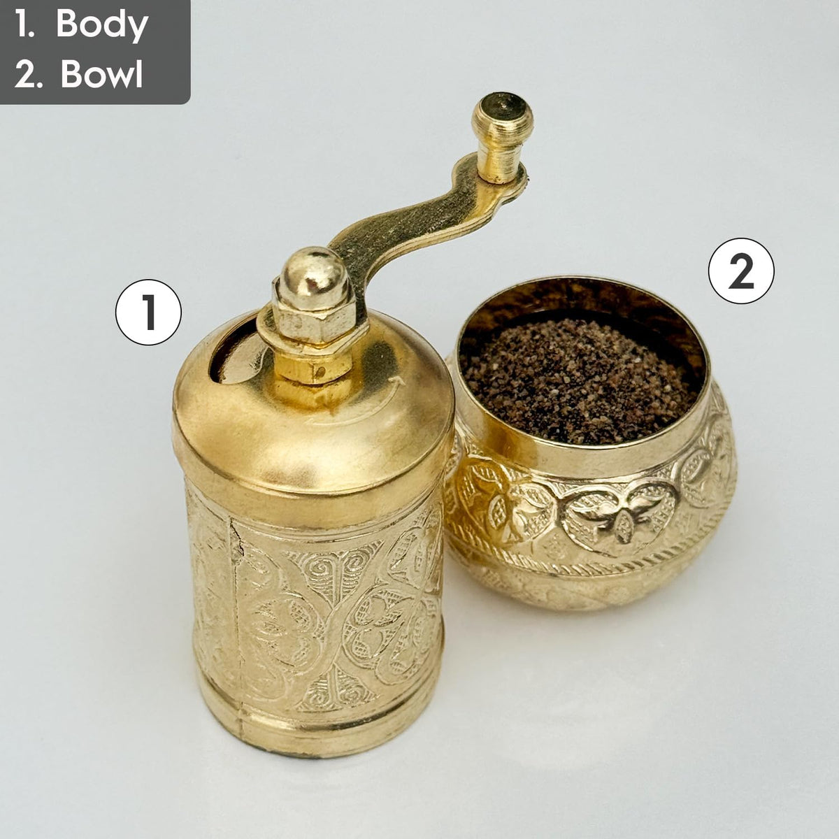 Handmade Decorative Black Pepper Grinder, Zamak Conical Burr, Refillable Turkish Spice Mill Manual Pepper Mill with Handle, Spice Grinder Metal with Hand Crank 11 cm-4.3 inch