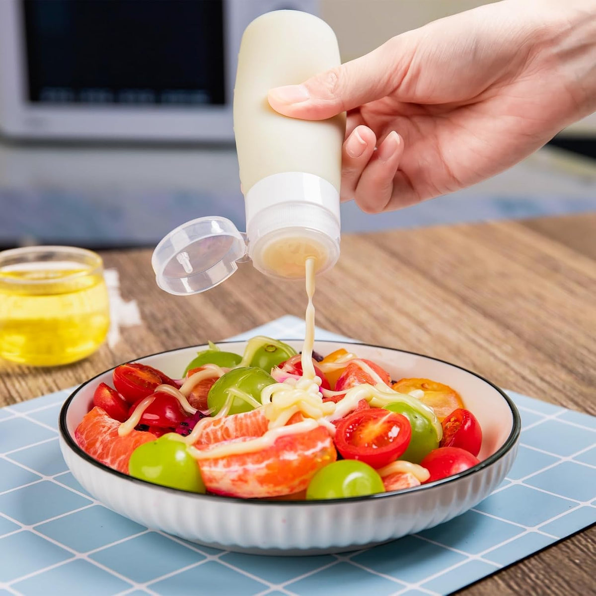 MICEBAY 2 oz Condiment Squeeze Bottles, Leakproof Salad Dressing Container