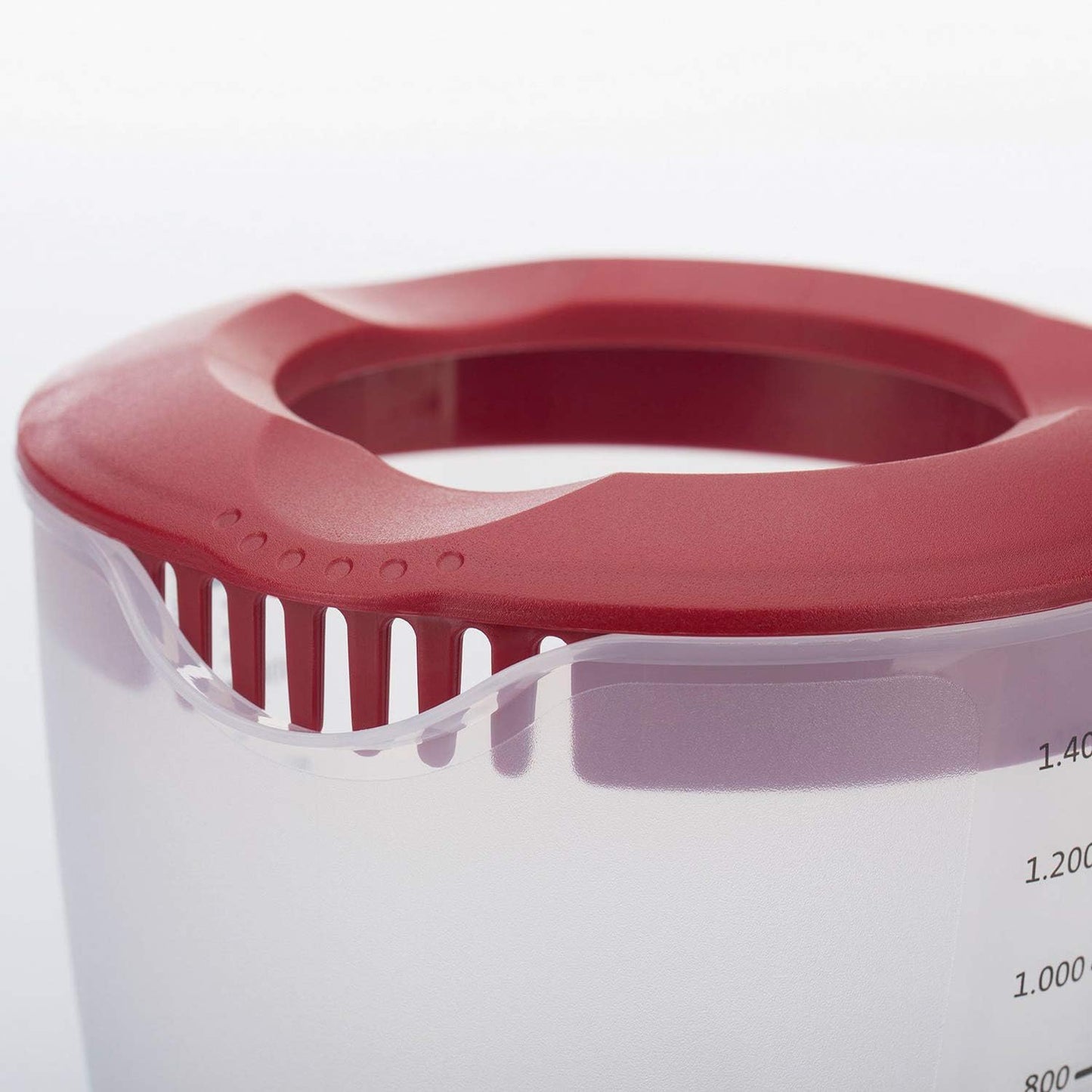 Westmark Multipurpose Measuring Cup and Mixing Pitcher with Splash Guard, 47-Ounce (Red)