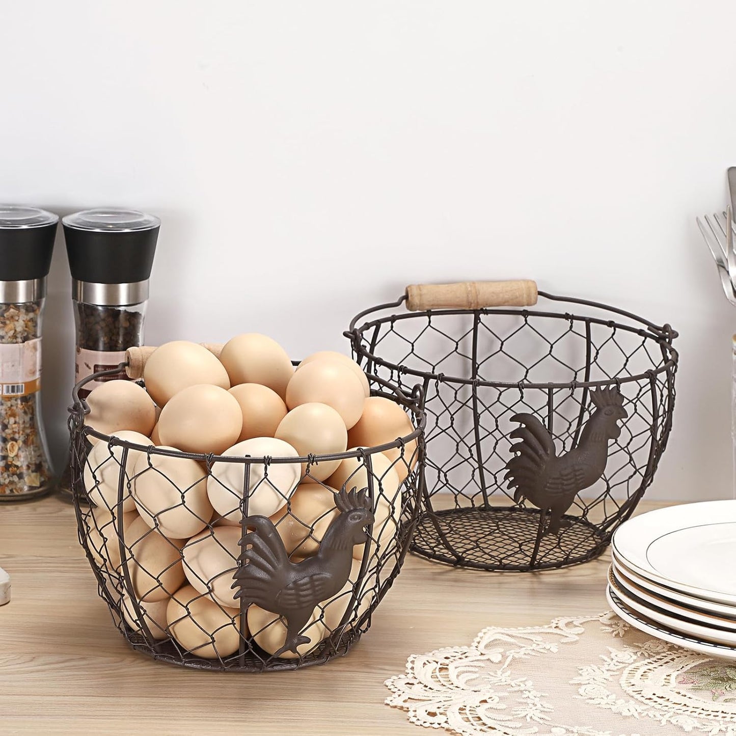 3 PCS 8’’ Farmhouse Egg Collecting Basket with Wood Handle, Rustic Metal Wire Chicken Eggs Holder Basket for Countertop Kitchen, Wire Egg Basket Vintage Style, Round, Rooster Pattern