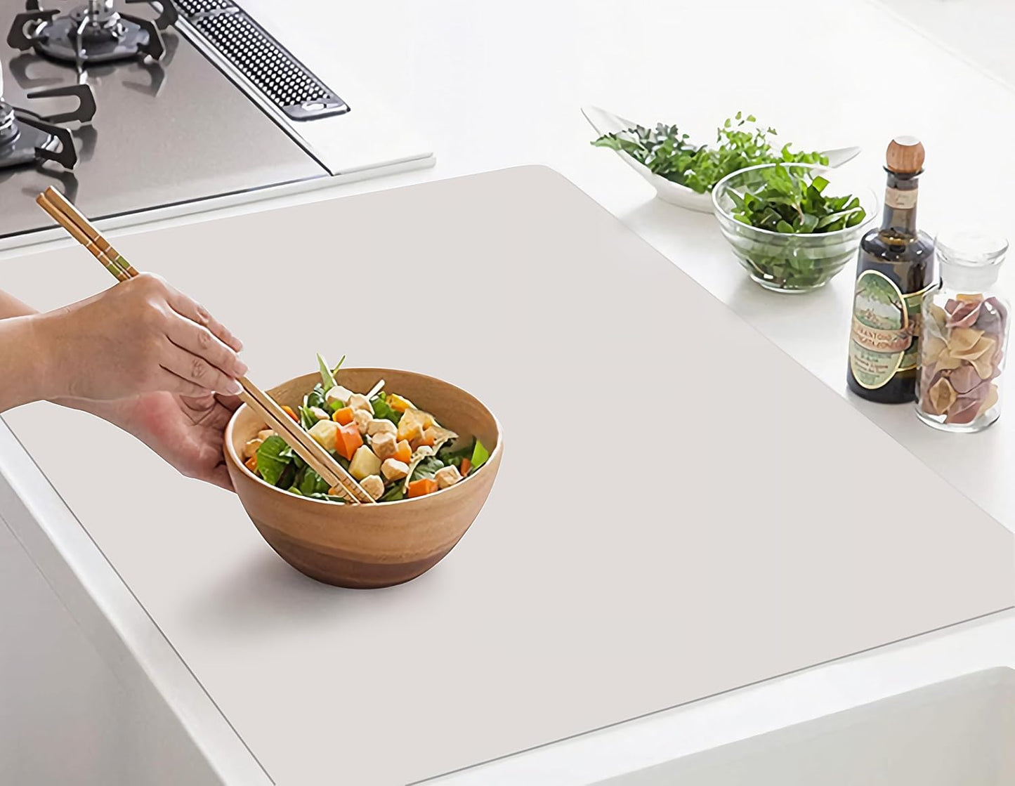 Silicone Placemats, Food-Grade Non-Slip Waterproof, Dining, Stain Resistant, Countertop Protector, Kitchen Counter Mat, Heat Resistant, Baking mat Dishwasher Safe (23.6"×15.7"-1pack, Black)