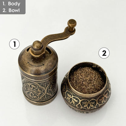 Handmade Decorative Black Pepper Grinder, Zamak Conical Burr, Refillable Turkish Spice Mill Manual Pepper Mill with Handle, Spice Grinder Metal with Hand Crank 11 cm-4.3 inch