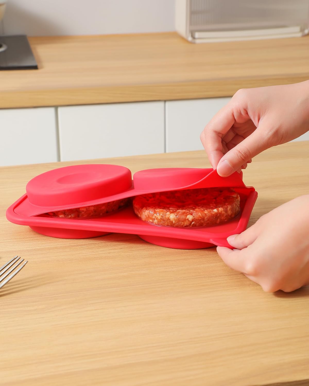 AUOON Silicone Burger Press for 4.5" 1/4-1/3 lb Patties - 4 in 1 Hamburger Press Patty Maker for Kitchen BBQ, Non-Stick Burger Patty Mold for Beef Veggie, Dishwasher Safe & Freezer Storage (Red)