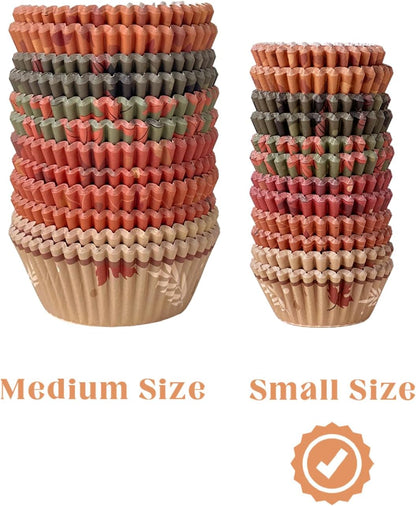 qiqee 300PCS Mini Gradient Cupcake Liners Cupcake Cups 6 Designs Blue Gradient Cupcake Papers Baking Cups Cupcake Wrappers (Small Size)
