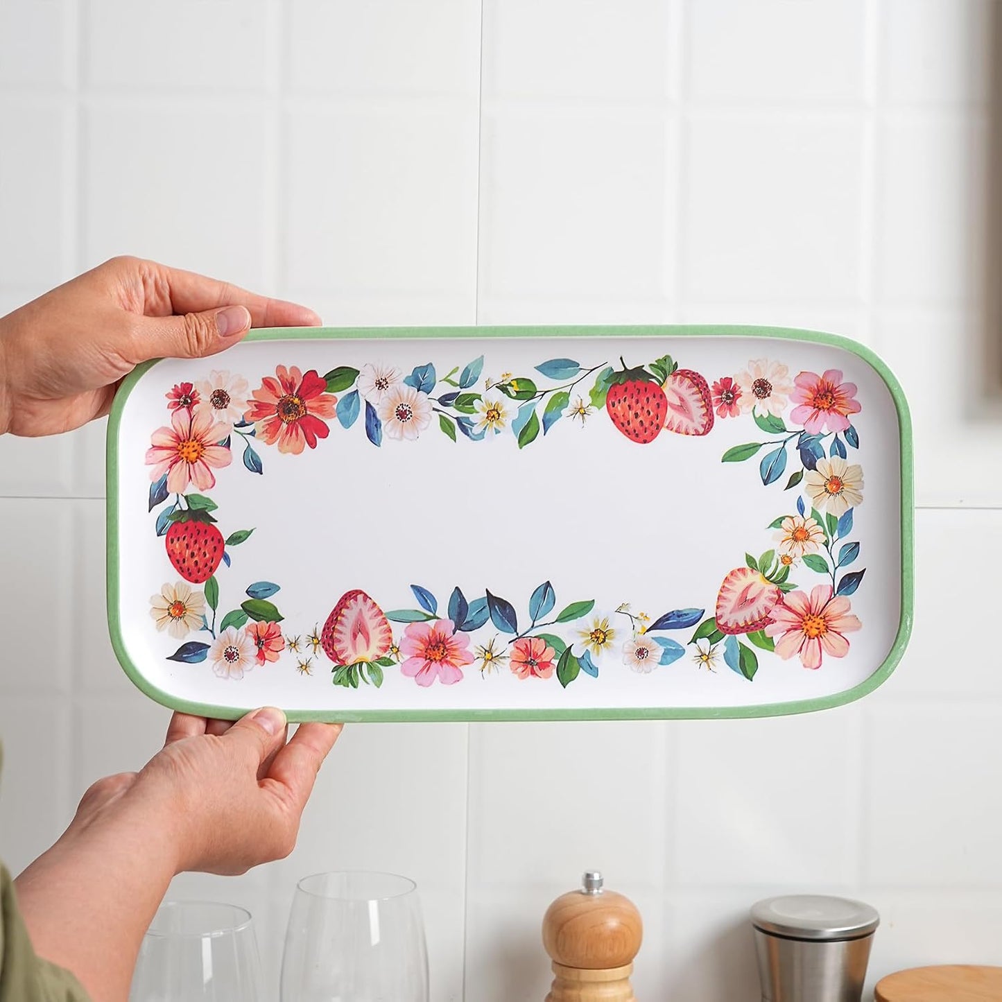 2 pcs Melamine Tray Set with Strawberry Design, 19 Inch and 14.5 Inch Large Serving Plates, Unbreakable Dinnerware for RV, Camping, Party, Easy Clean