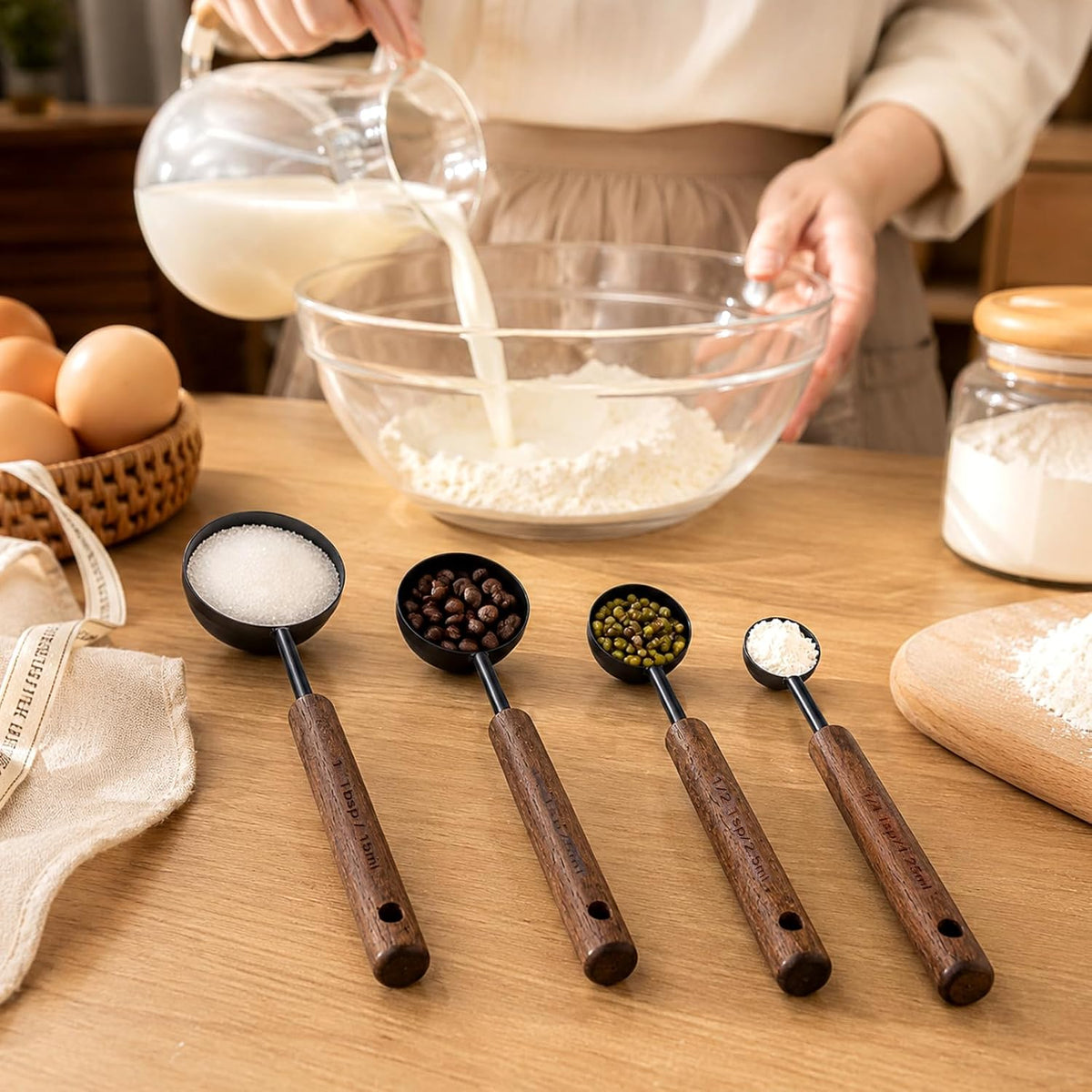 4 Pcs Wooden Handle Measuring Spoons, Black Stainless Steel Measuring Scoops Tablespoon Measure Cups for Kitchen Baking and Cooking (15ml, 5ml, 2.5ml, 1.25ml)