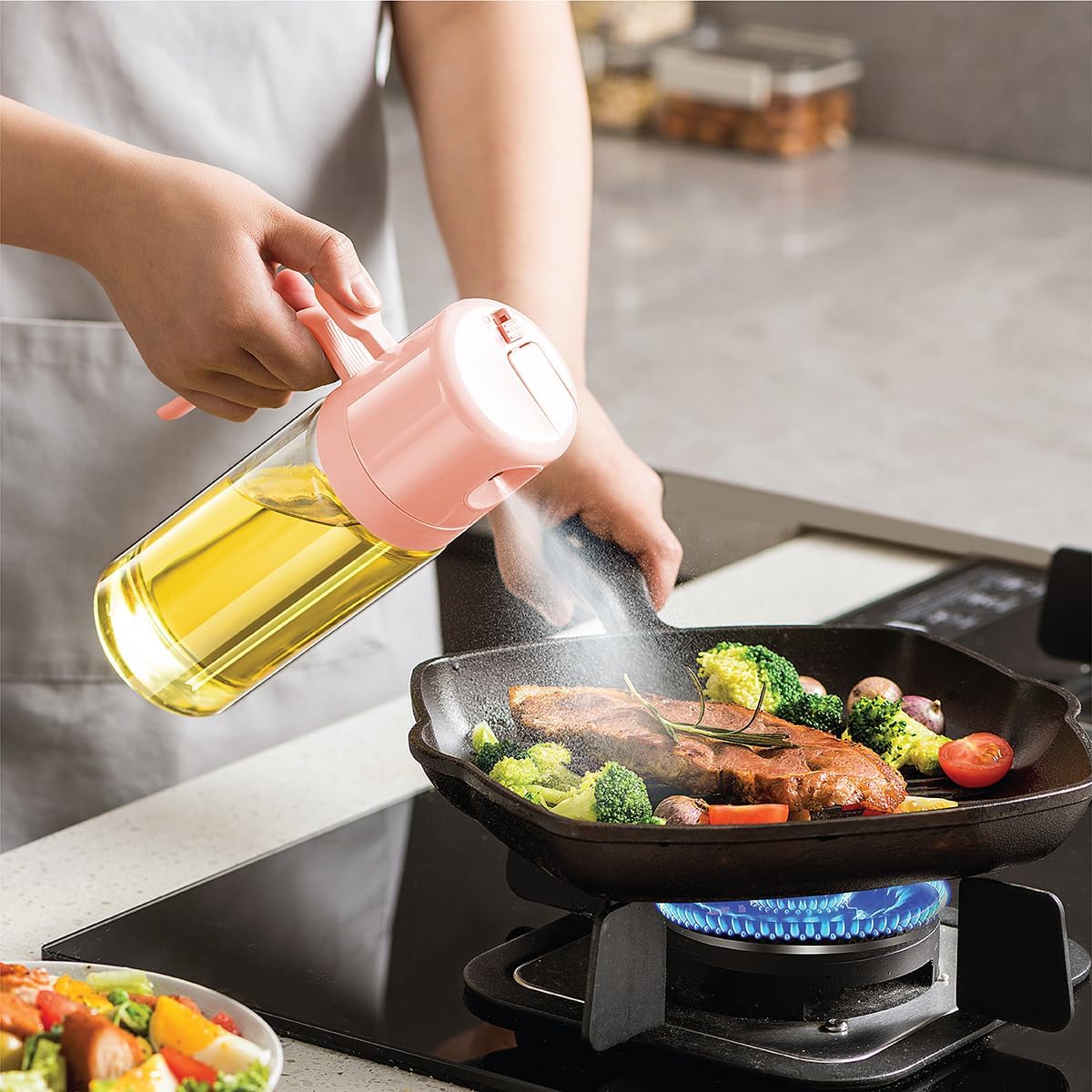 Glad 2 in 1 Oil Dispenser, 18.6oz/550ml - Olive Oil Sprayer for Cooking, Pouring Salad Dressing, and Grilling - Kitchen Gadget with Refillable Glass Bottle, Handle, and Mist or Pour Options - Rust