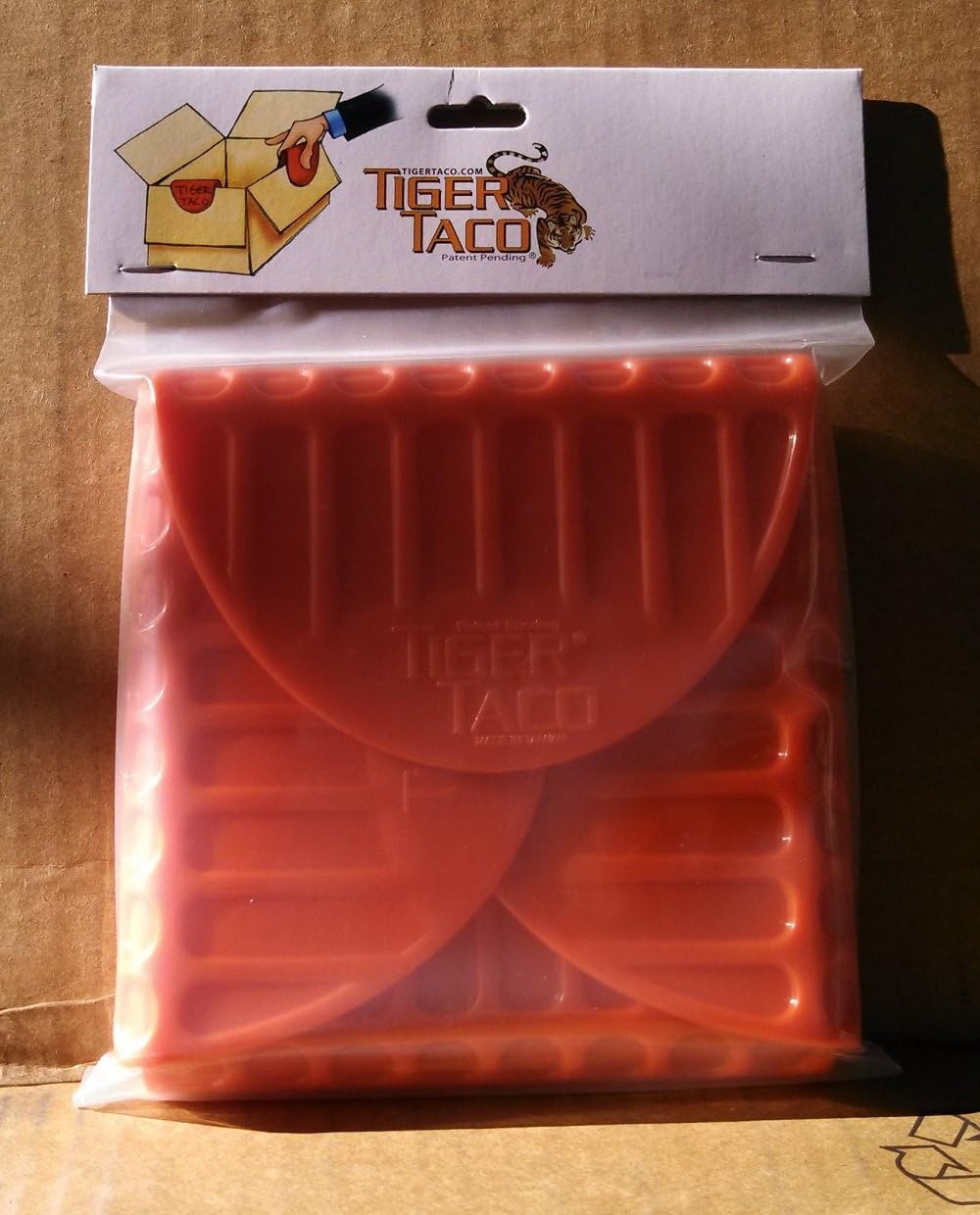 Tiger Taco Box Clips Make Packing and Unpacking Boxes Easier (Set of 4 Tiger Tacos, ABS Plastic)