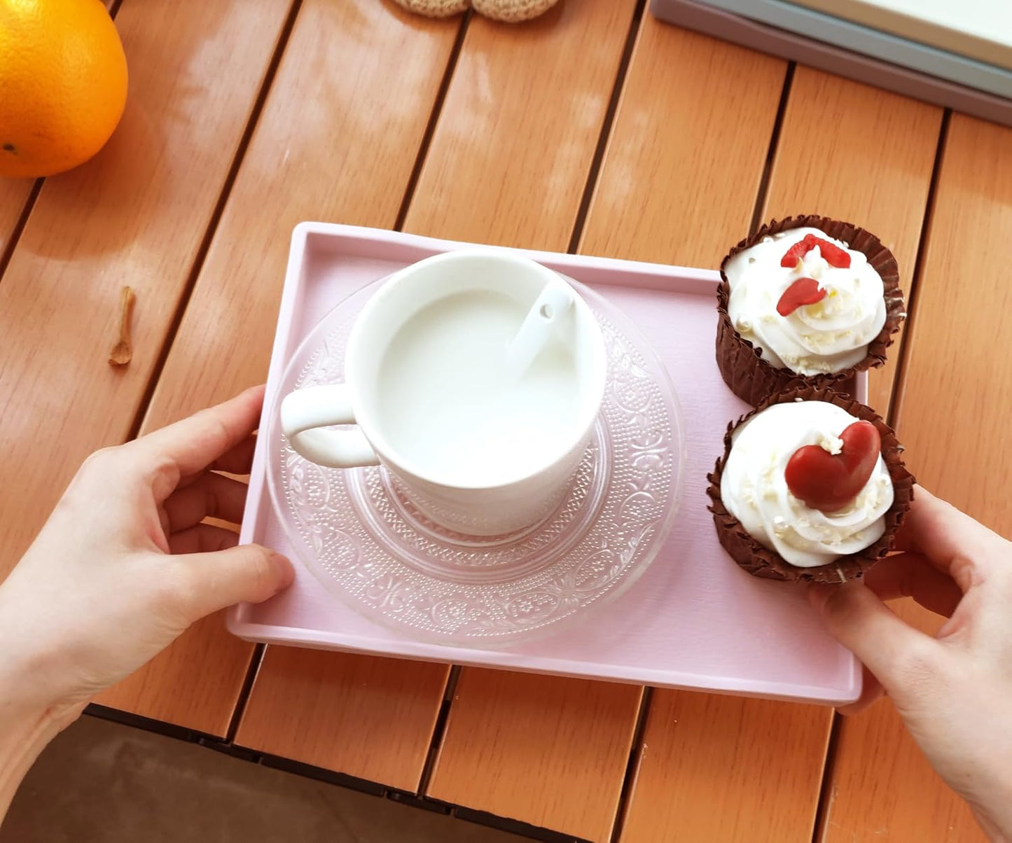 White Serving Tray (13.5 x 9.6 inch) for Serving Accessory, Elegant & Stackable Plastic Tray for Spa, Coffee, Drinks, Tea, Bar, Party, Seasoning, Perfume and Display Use.