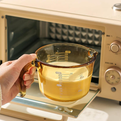 Kitchen Glass Measuring Cup Three-Piece Set, Measuring Jug with Scale,Egg Beater，Flour Measurers， Dishwasher Safe (250ml/1Cup, 500ml/2Cup, 1000ml/4Cup)(Transparent)