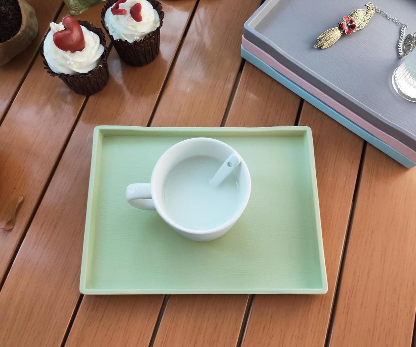 White Serving Tray (13.5 x 9.6 inch) for Serving Accessory, Elegant & Stackable Plastic Tray for Spa, Coffee, Drinks, Tea, Bar, Party, Seasoning, Perfume and Display Use.