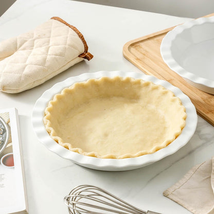 9 Inch Porcelain White Pie Pans – Set of 2, 40 oz Fluted Edge Non-Stick Baking Dishes for Apple Pies, Quiches, Pot Pies & Desserts – Pie Plates, Quiche Dish, Pie Weights Compatible