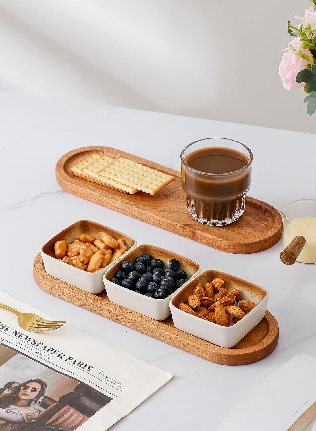 Chip and Dip Serving Set, Ceramic Dipping Sauce Bowls with Wooden Tray, 3.5 inch Side Dishes Set of 3 for Entertaining, Party, Buffets, Appetizers, Snacks and Sushi, Blue