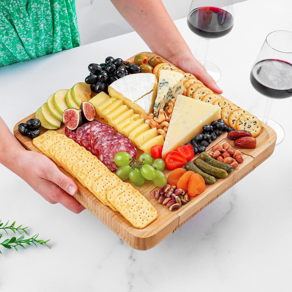 Zulay Kitchen Premium Bamboo Charcuterie Board - Extra Thick Bamboo Board with 4 Piece Knife Set - Perfect for Charcuterie, Wine and Cheese