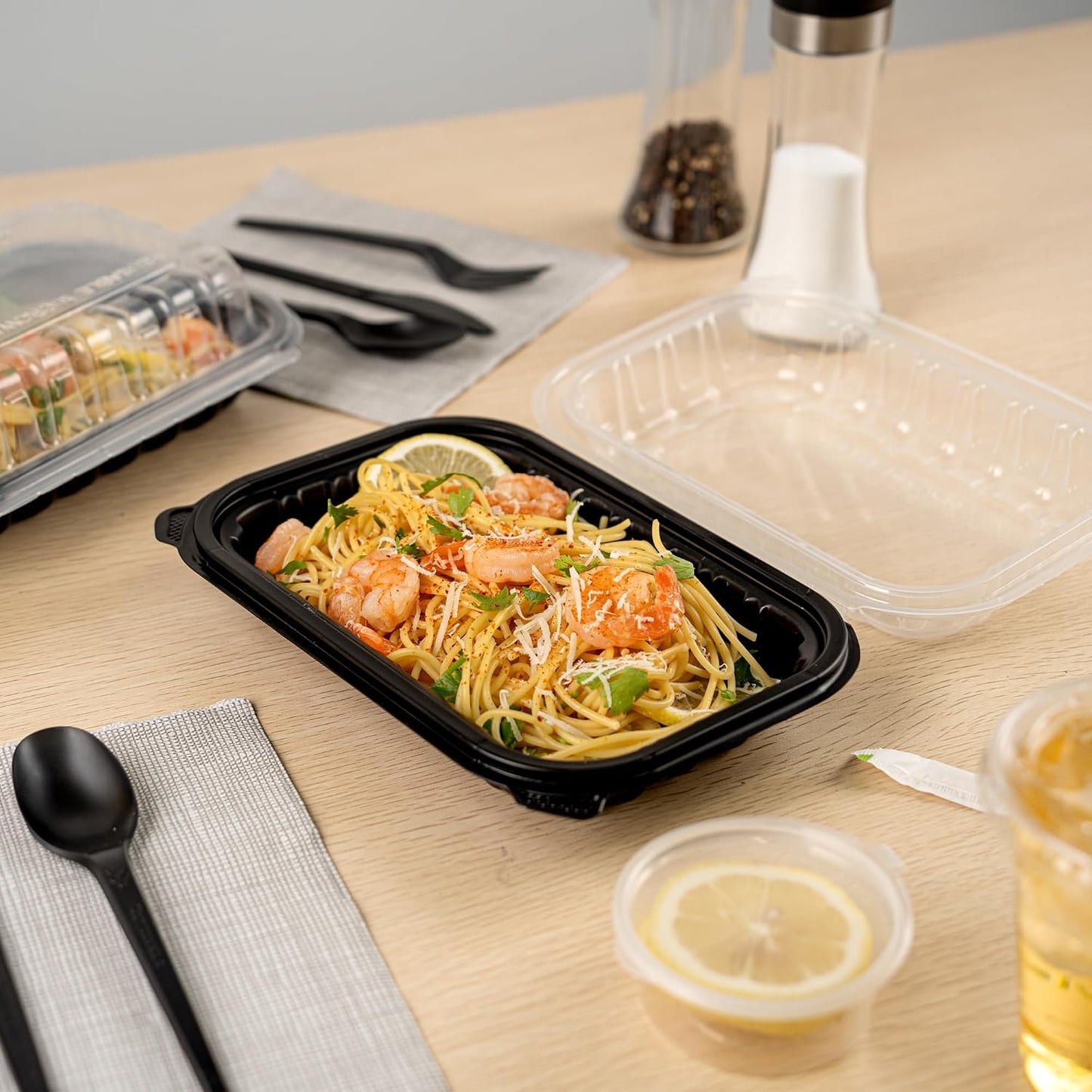 Thermo Tek 40 Ounce Clamshell Containers, 50 Disposable Take Out Boxes - 3 Compartments, Ventilated Lids, Black Plastic Meal Prep Containers, Microwavable, For Pasta Or Salads - Restaurantware