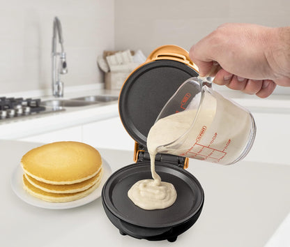 Nostalgia Retro Electric Large Hard-Boiled Egg Cooker, 7 Capacity, Poached, Scrambled, Omelets, Whites, Sandwiches, for Keto & Low-Carb Diets, Aqua
