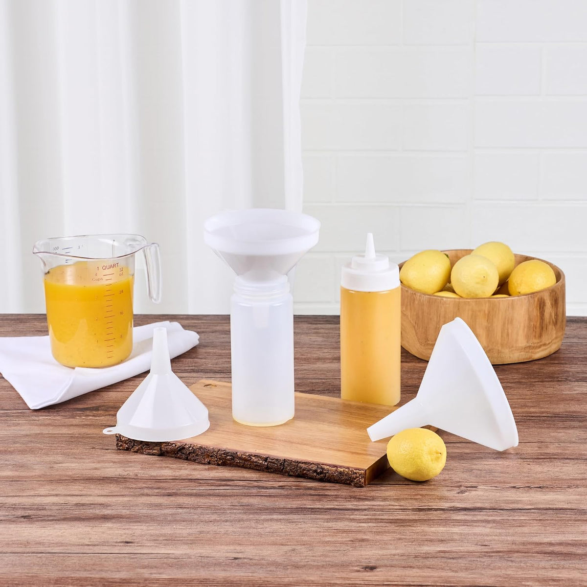 Restaurantware 8 oz White Plastic Funnel