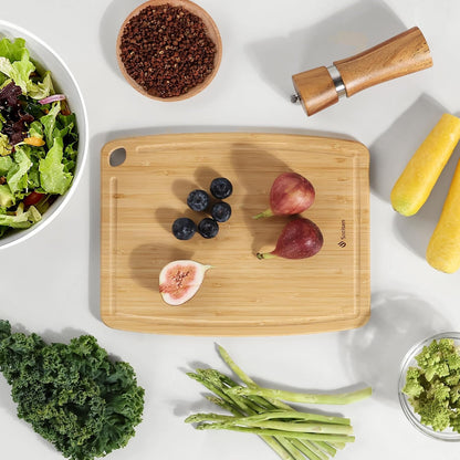 Lightweight Durable Bamboo Cutting Board Set with Non-Slip Feet, Wood Cutting Board for Busy Kitchen, Easy Clean Wooden Chopping Boards with Juice Groove Best House Warming Gift Set of 3 (S+M+L)