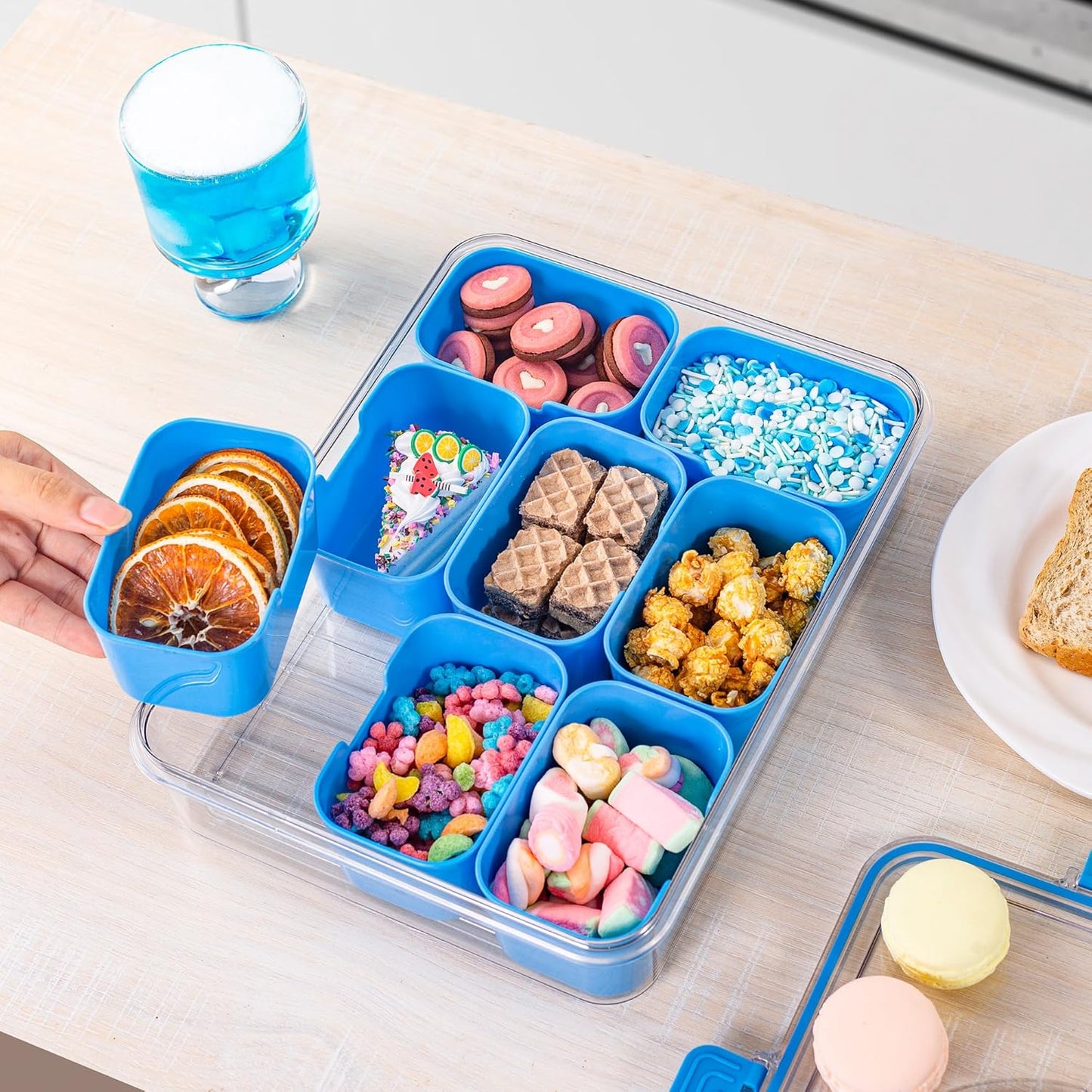 WACOI Divided Snack Serving Tray with Lid and Handle travel Snackle Box Charcuterie Container Portable Storage Organizer for Candy, Fruits, Nuts, Snacks 1Pack White