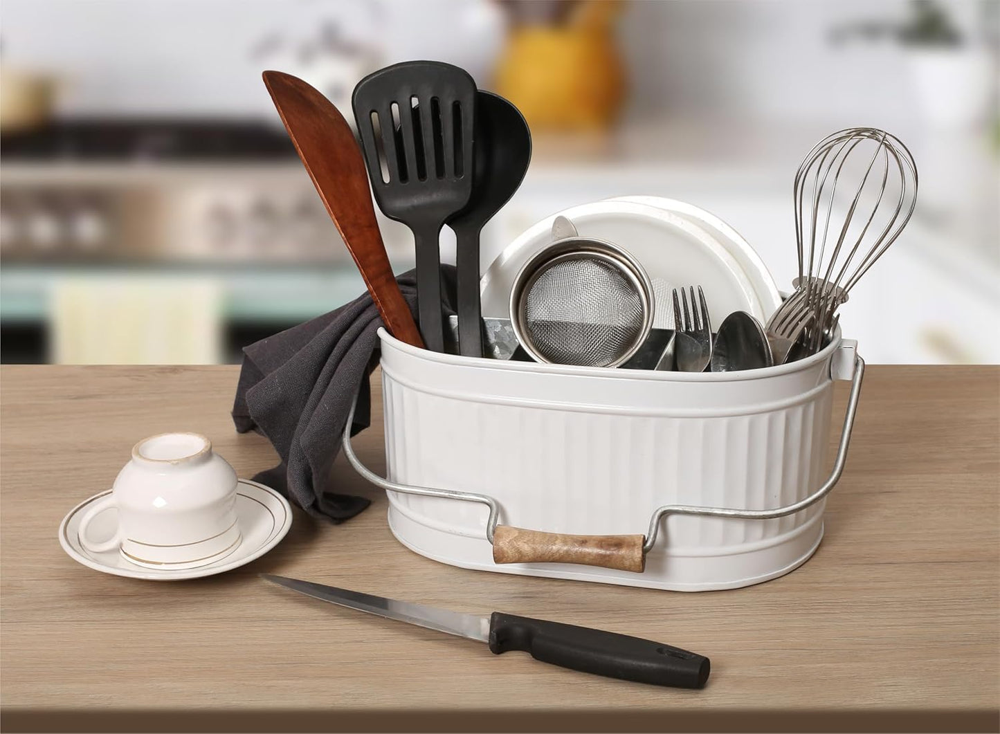 Alpha Living Home Galvanized Metal Utensil Caddy - Rustic Farmhouse Organizer Metal Garden Caddy with 4 Compartments and Wooden Handle for Kitchen, Buffet & Outdoor Events (Silver)