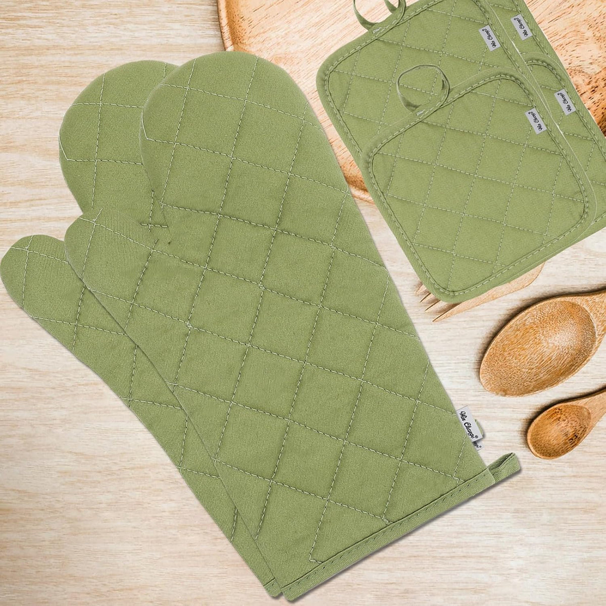 Oven Mitts and Pot Holders Sets,6 Pcs Oven Mitts and Potholders with Recycled Cotton High Heat Resistant Extra Thick Long Oven Mitts for Cooking(Black)
