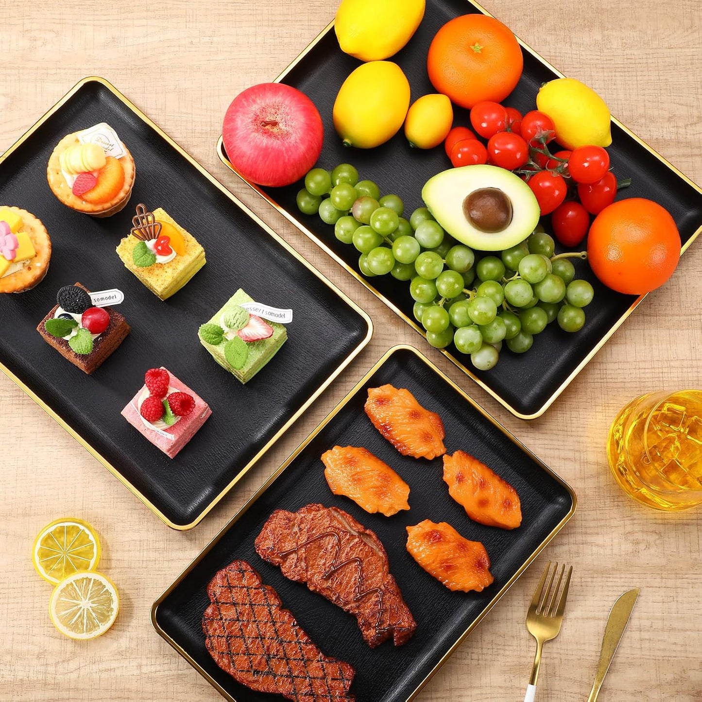 Rtteri Set of 4 Large Serving Platter Set 15/14/13/12 Inch Heavy Plastic Serving Trays Unbreakable Rectangular Platter Reusable Wood Grain Tray for Buffet Wedding Christmas Party(Black and Red)