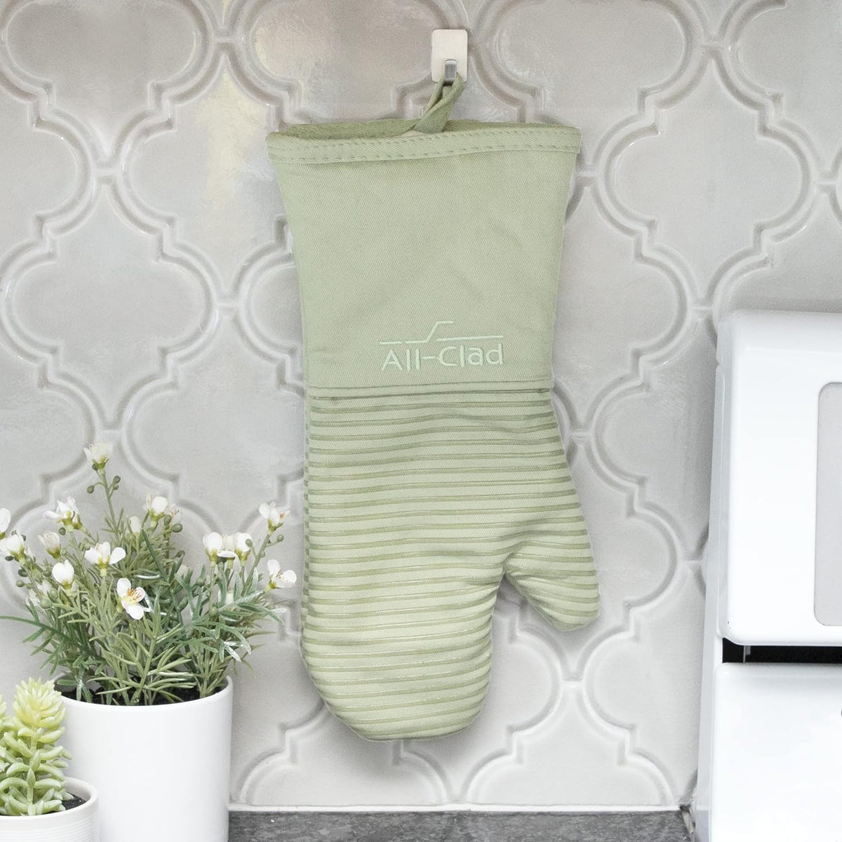 All-Clad Silicone Oven Mitts: Heat Resistant up to 500 Degrees - 100% Cotton & Silicone, 14"x7" Oven Mitt for Kitchen and Barbeque, Pewter