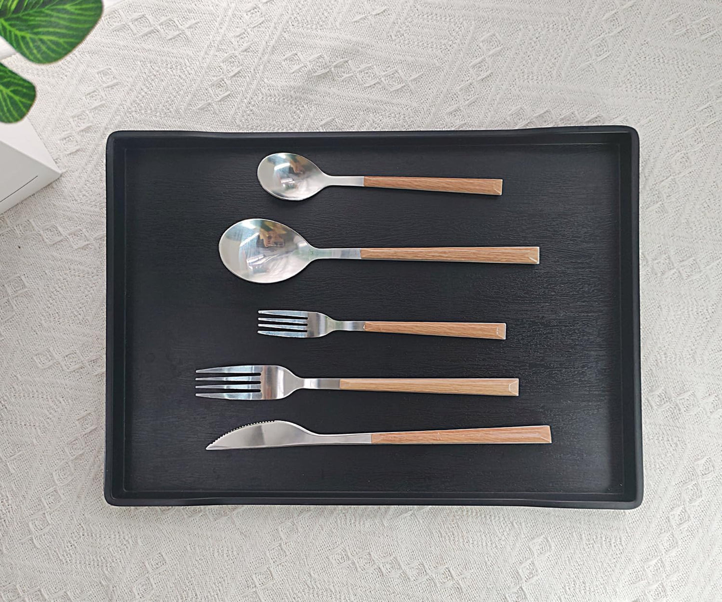 White Serving Tray (13.5 x 9.6 inch) for Serving Accessory, Elegant & Stackable Plastic Tray for Spa, Coffee, Drinks, Tea, Bar, Party, Seasoning, Perfume and Display Use.