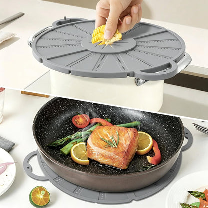 Silicone Splatter Screen for Frying Pan, Foldable Splash Guard, Multi-Use Grease Splatter Guard,Heat-Resistant Trivet Mat, 12" Non-Stick Oil Splatter Guard, Dishwasher Safe, BPA Free-red