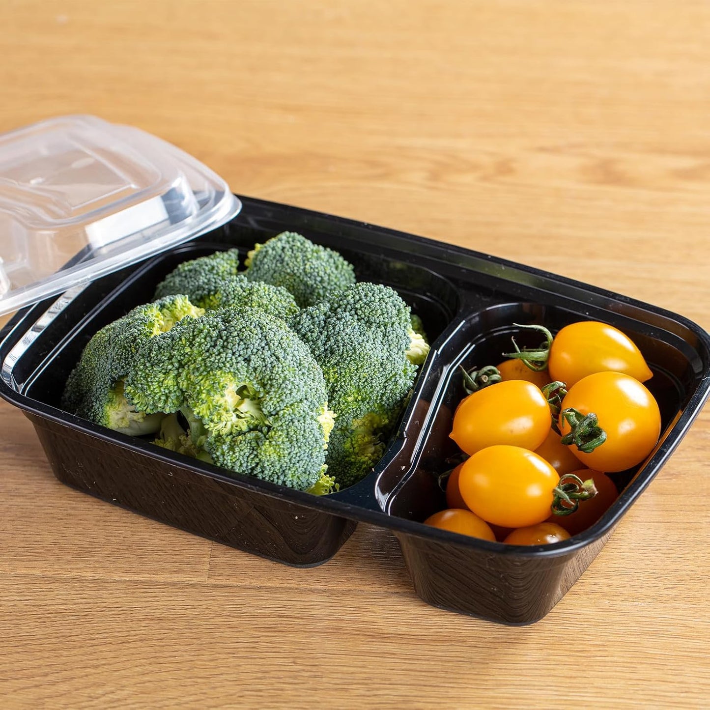 30oz Meal Prep Containers Bulk 50-Pack - 2-Compartment with Lids, Leakproof, Microwave/Freezer/Dishwasher Safe - Commercial Food Storage, Black