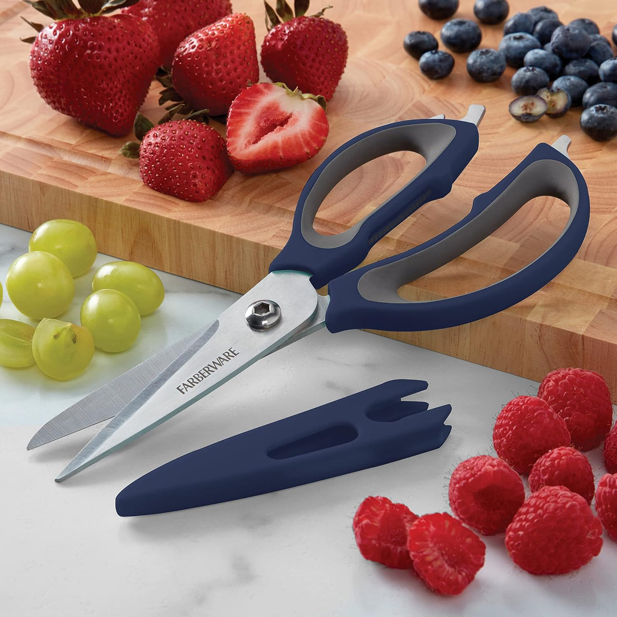 Farberware 4-in-1 Kitchen Scissors, High Carbon Stainless Steel, Black