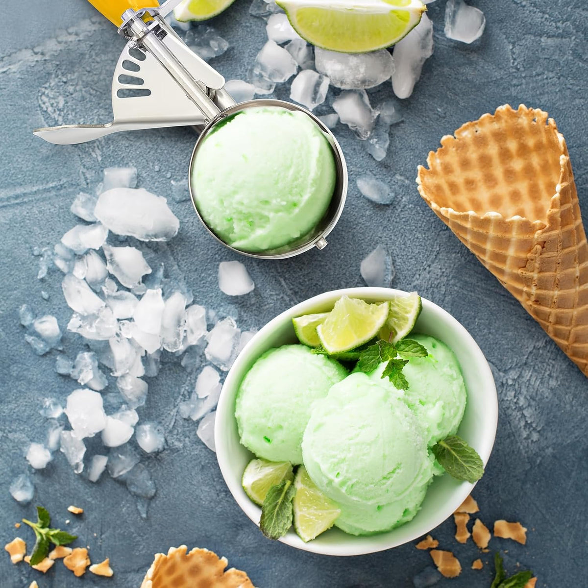 Reallnaive Ice Cream Scooper with Trigger, 4 oz, Gray