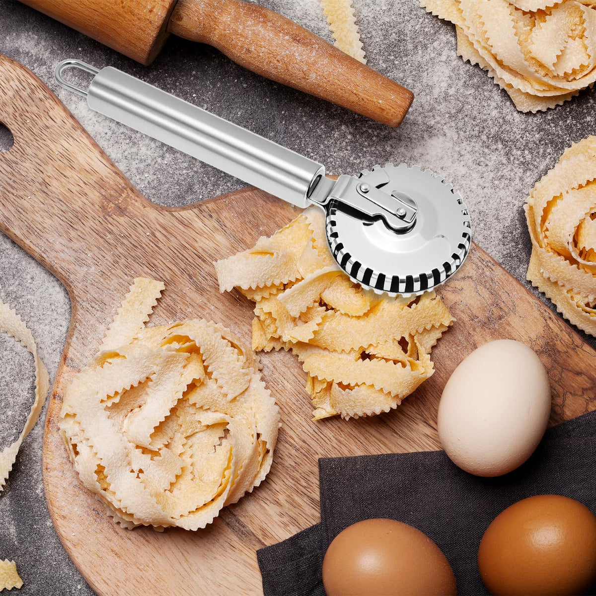QWORK Ravioli Cutter, 430 Stainless Steel Pasta and Pastry Tool with Ergonomic Handle, Dishwasher Safe for Effortless Cutting, Sealing, and Crimping