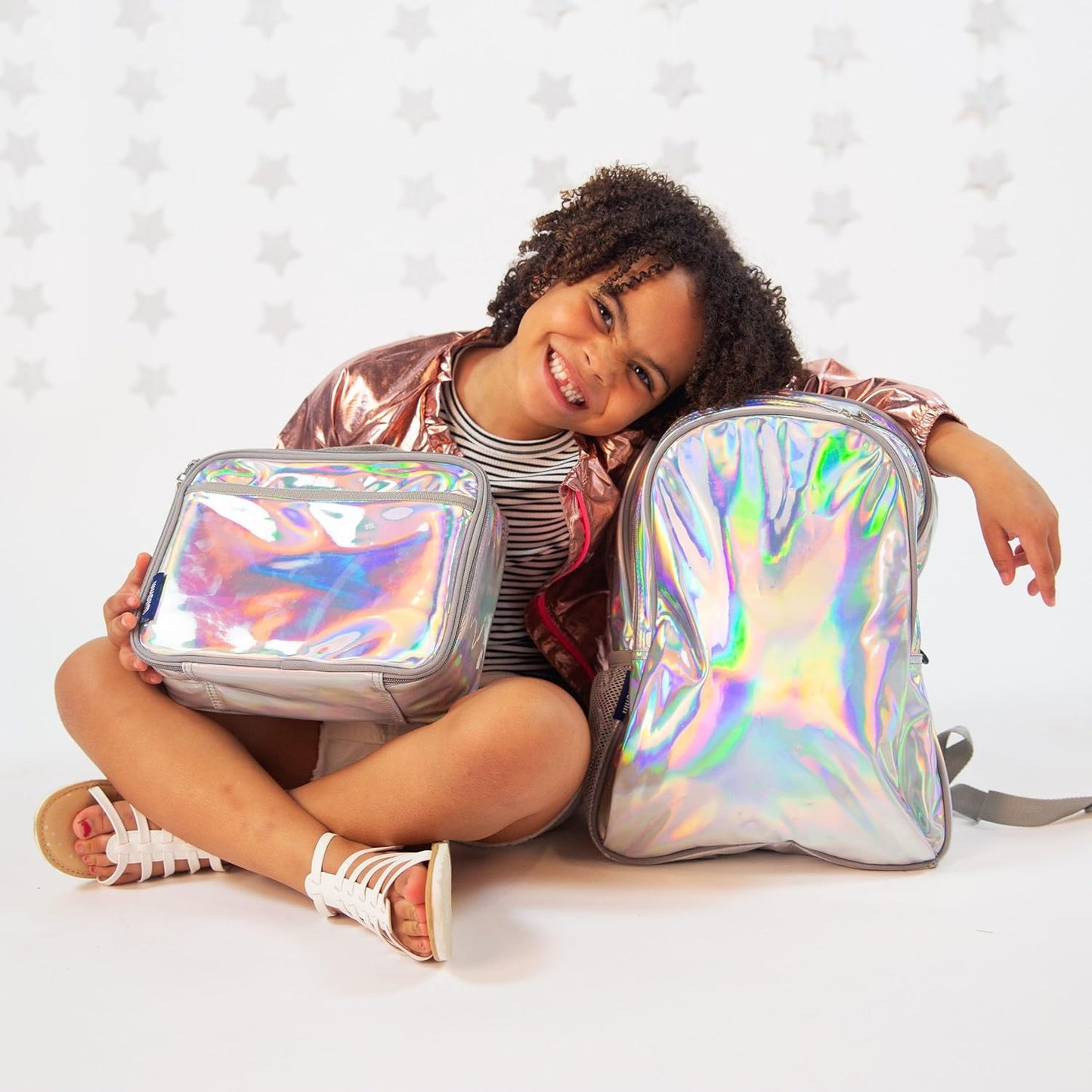 Wildkin Kids Insulated Lunch Box, Keeps Food Hot or Cold, BPA-Free with Mesh Pockets & Easy-Clean Lining – Ideal for School, Travel & Daycare – Holographic