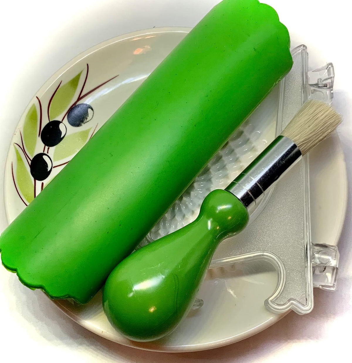 BonCera, Premium Ceramic Garlic Grater Plate Set - White Olive