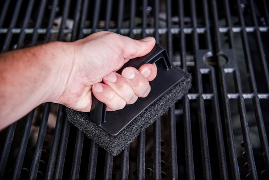 Charbroil® Safer Handheld Grill Brush - CB1250092R6