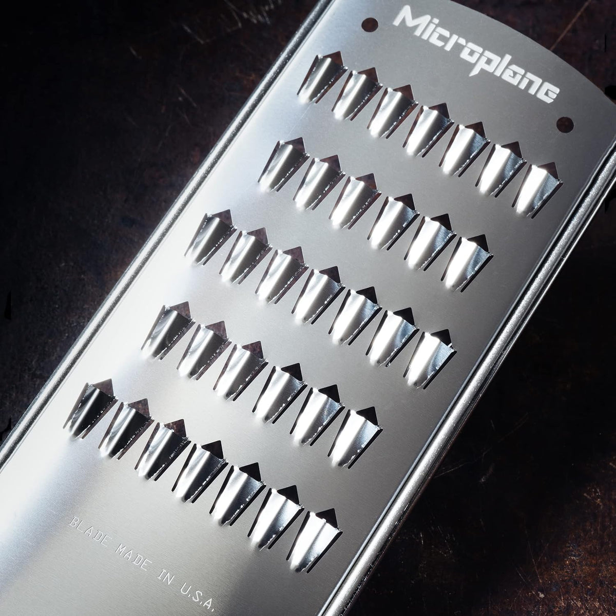 Microplane Gourmet Series Cheese Grater with Soft Touch Handle (Extra Coarse, Black)