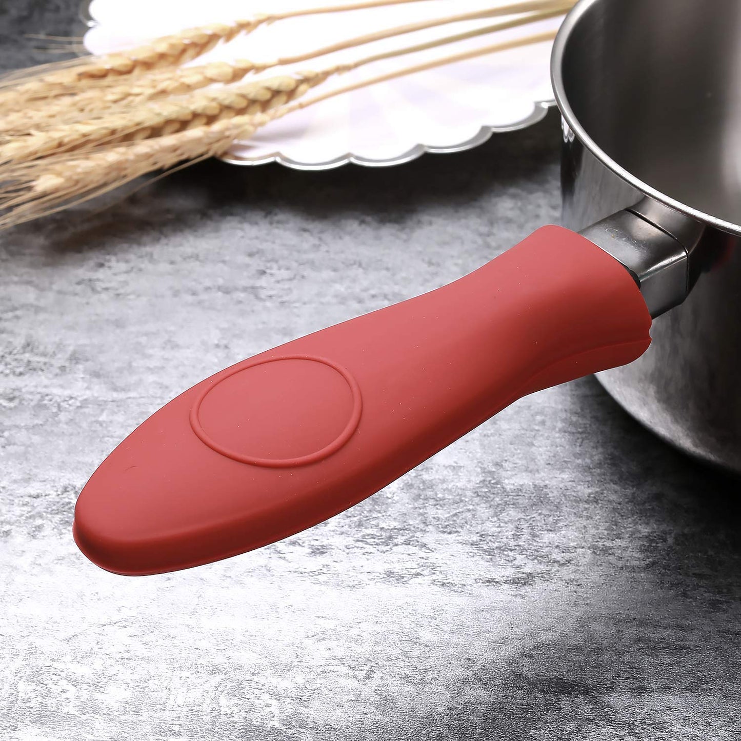 Silicone Hot Handle Holder, 4 Pack Premium Cast Iron Handle Cover, Heat Protecting Silicone Handle Set for Frying Pan Griddle Kettle (Red & Black)