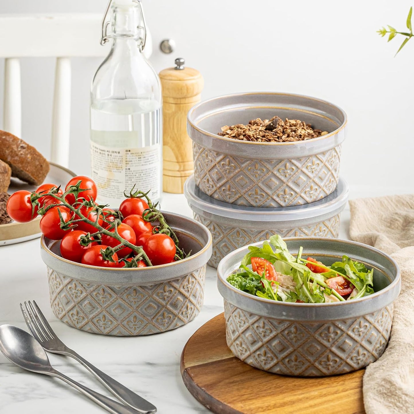 Airtight Food Storage Containers with Lids Mixing Bowls Set, Ceramic Serving Bowls with Lids Set of 4, 12/16/28/40 oz Stackable Nesting Salad Bowls for Cooking, Baking, Ramen - Beige