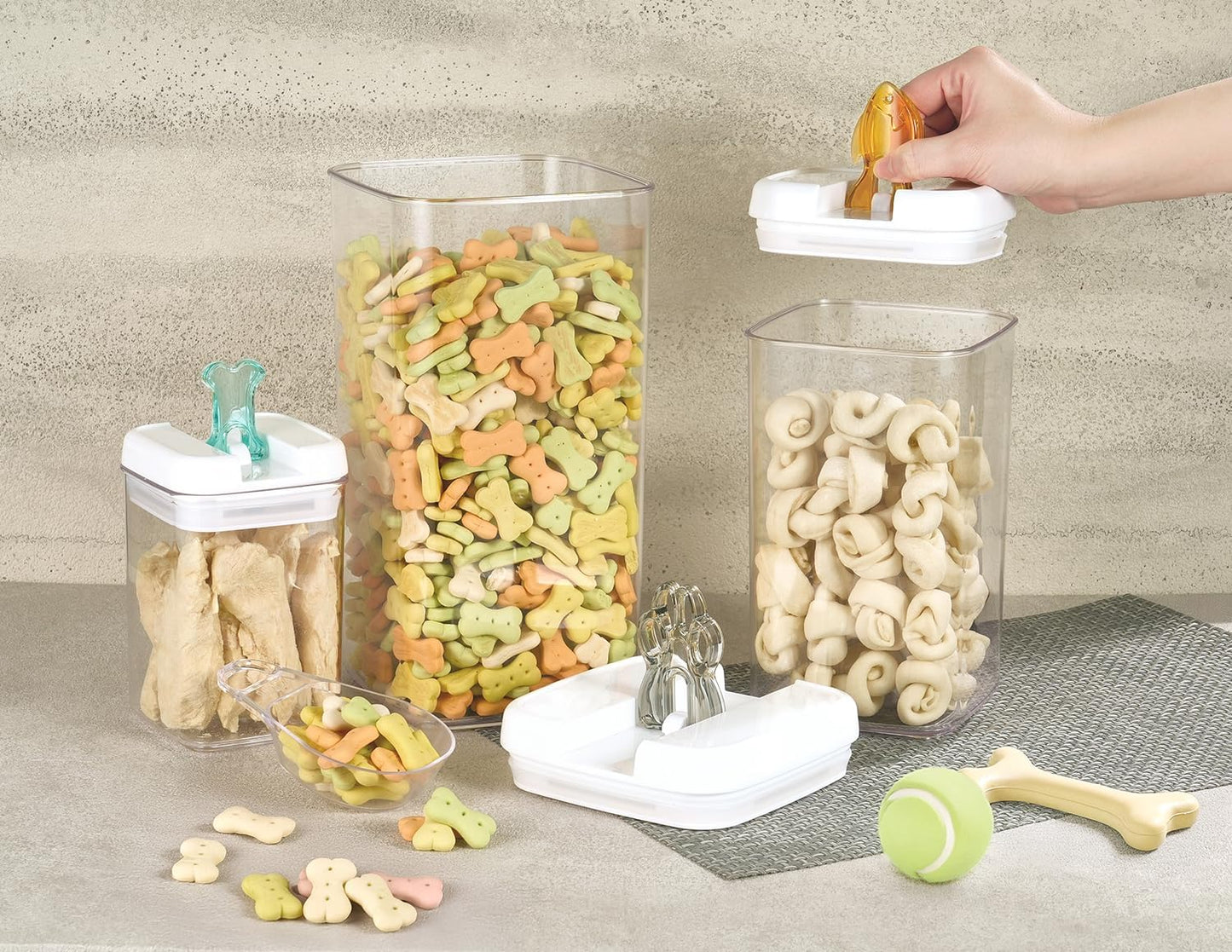 Felli Flip Tite Storage Container with Lid 4” RECTANGULAR Airtight Ring Flip Top, Stackable Kitchen Counter Pantry Organizer Acrylic Canister Jar for Pasta Spaghetti Cereal Granola Coffee (1.9qt)