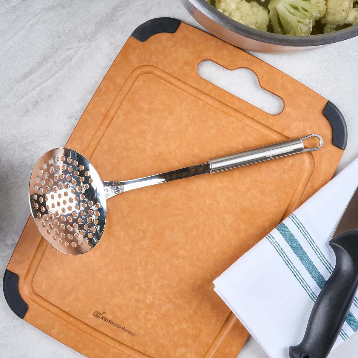 Restaurantware Stainless Steel Spider Skimmer - German Standard Wire Skimmer with Ergonomic Handle, Dishwasher Safe - Wire Strainer Pasta Spoon for Cooking & Frying