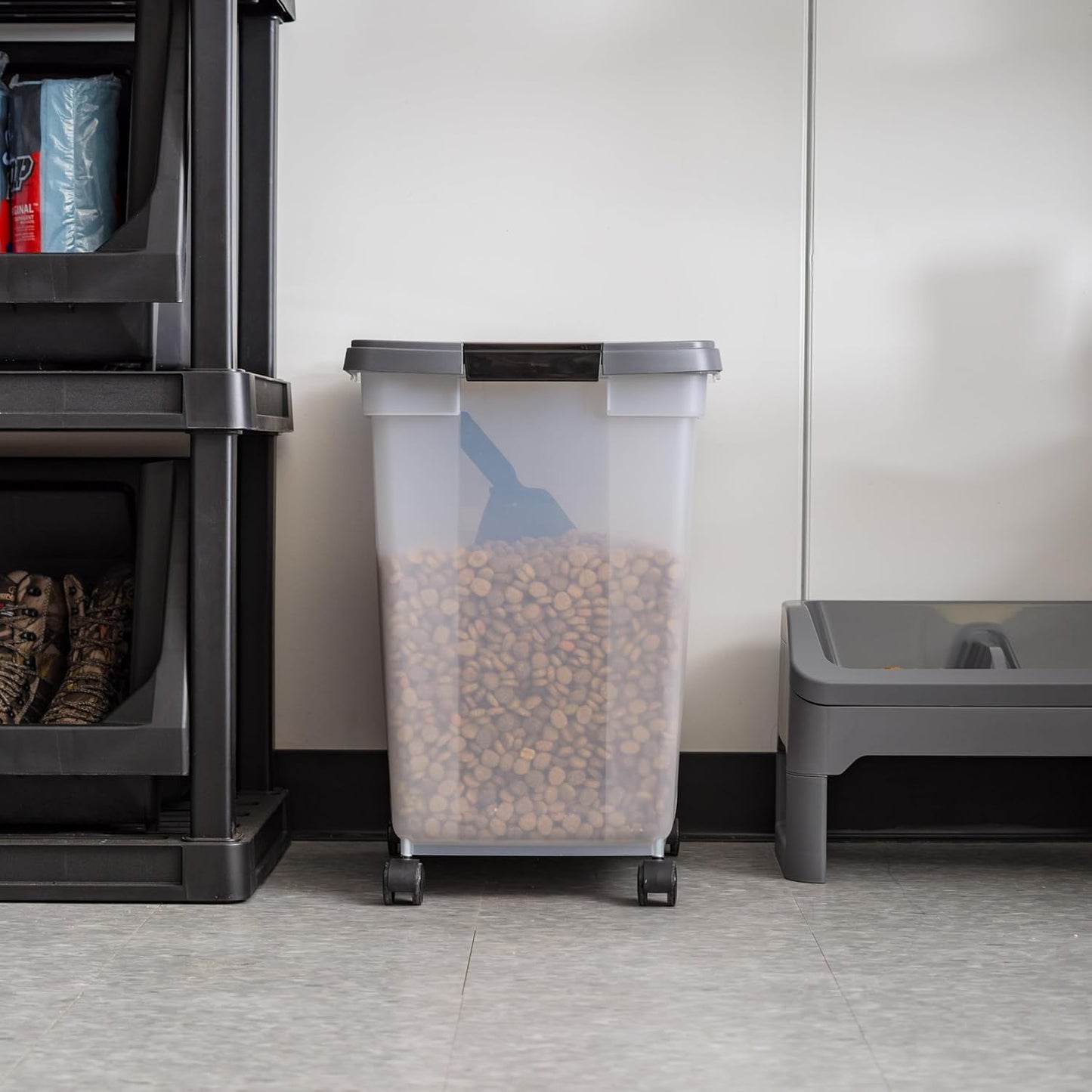 IRIS USA Airtight Dog Food Storage Container, WeatherPro, Up to 25 lbs, Removable Wheels, for Dog Cat Bird and Other Pet Food Storage Bin, Keep Fresh, Translucent Body, Made in USA, Clear/Black