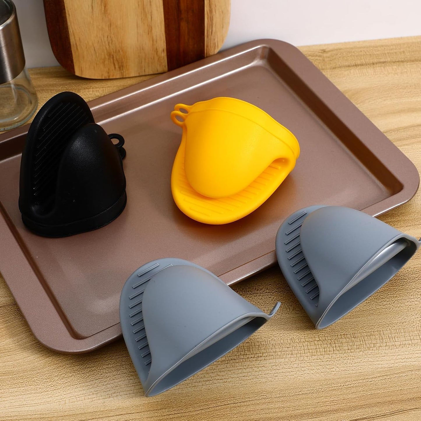 Cabilock Mini Silicone Oven Pinch Mitts Set, 3 Pairs Heat Resistant Cooking Finger Protectors with Bowl Gripper Clips, Pot Handle Mittens for Microwave and Kitchen Use