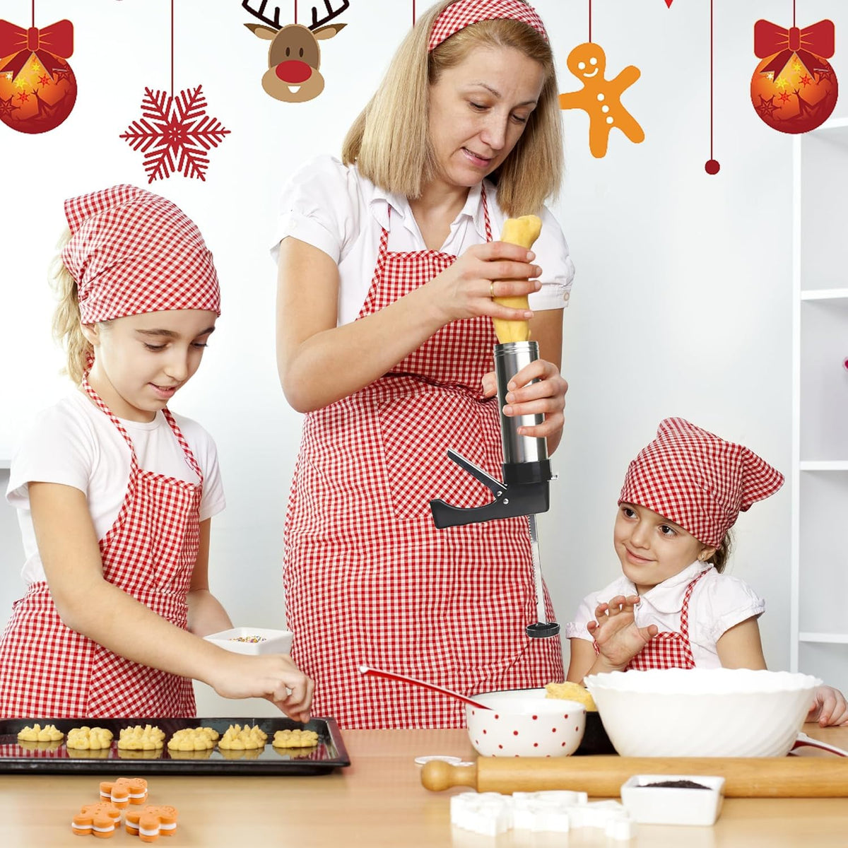 Cookie Press Gun Kit with 13 Design Discs and 8 Icing Nozzles, Black