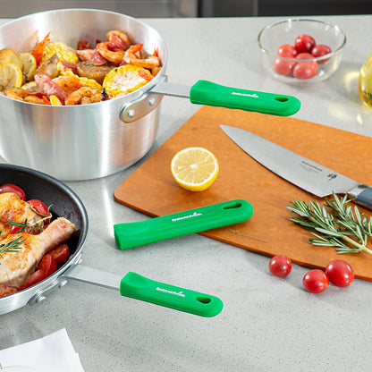 Restaurantware Silicone Pan Handle Cover Set 1-Count Heat-Resistant Removable Pan Handle Grips, Ergonomic Non-Slip Green Handle Protectors for Fry Pans and Sauce Pans