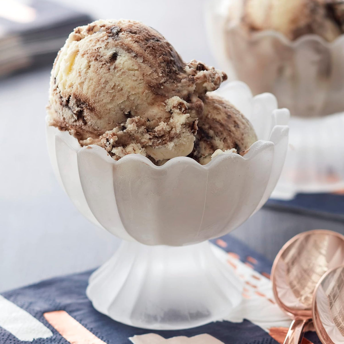 Wilton Heavy-Duty Ice Cream Scoop, Non-Slip Grip, Silver